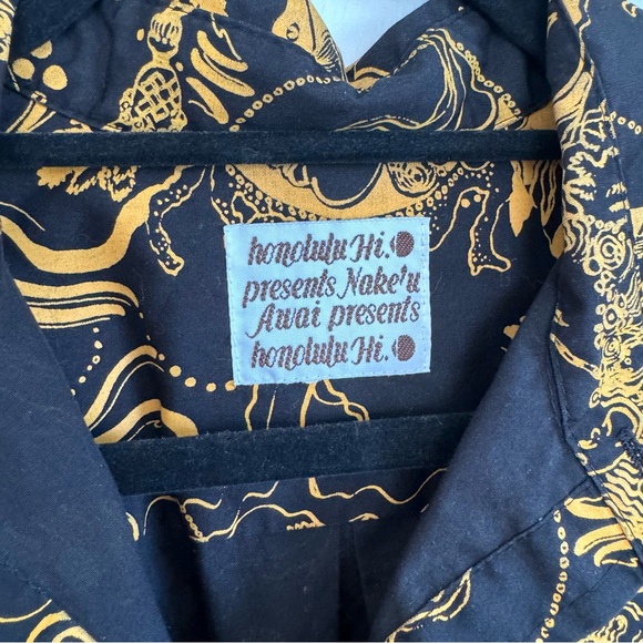 Nake'u Awai Fish Shirt - Picture 3 of 5